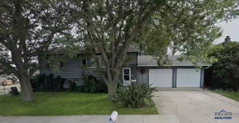 5131 Saturn Dr, Rapid City, SD 57703