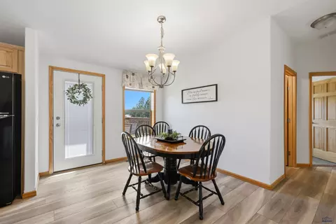127 Surrey Ln, Custer, SD 57730 photo 12