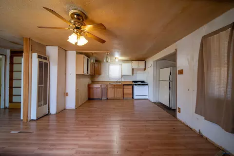 Living - 302 E Jackson St, Rapid City, SD 57701 photo 4 of 4