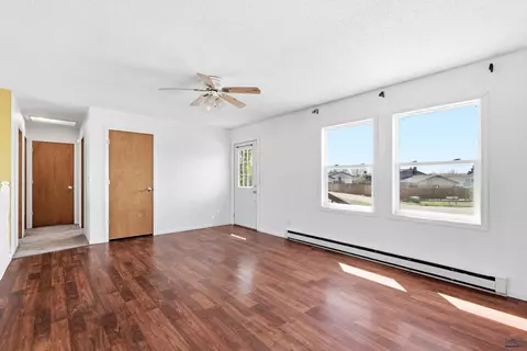105 Starling Ct, Box Elder, SD 57719 photo 5