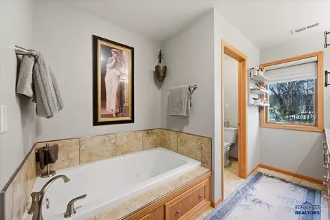 Bath - 1119 N N Cyn, Spearfish, SD 57783 photo 3 of 4