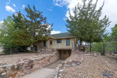 309 S Dakota St, Hot Springs, SD 57747