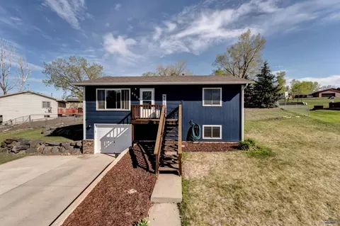 4720 Apres Vous Ct, Rapid City, SD 57703