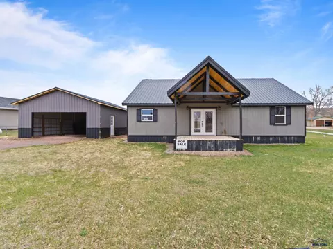 1715 Other #GRAY BLVD, Newcastle, WY 82701