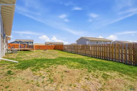 477 Bluebird Dr, Box Elder, SD 57719 photo 11