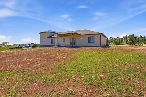 Exterior - 6490 Anderson Rd, Summerset, SD 57718 photo 4 of 5