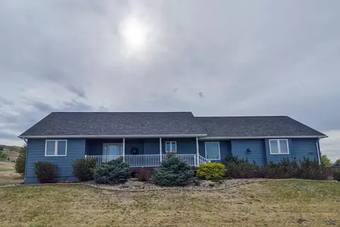 2702 Wildhorse Dr, Rapid City, SD 57703