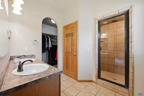 Bath - 13558 Frontier Loop, Piedmont, SD 57769 photo 1 of 3