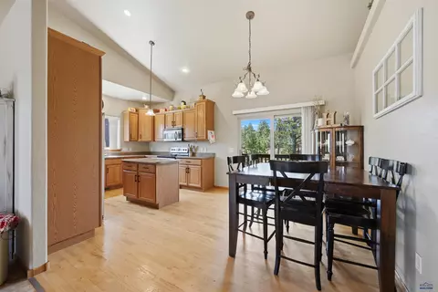 Dining - 13558 Frontier Loop, Piedmont, SD 57769 photo 1 of 1
