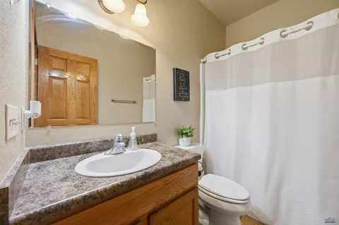 Bath - 13558 Frontier Loop, Piedmont, SD 57769 photo 2 of 3