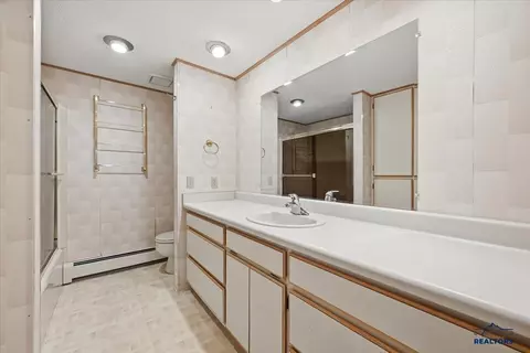 Bath - 135 Ash Ct, Spearfish, SD 57783 photo 2 of 6