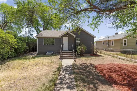 225 E Jackson St, Rapid City, SD 57701