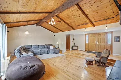 Living - 810 Dorothy St, Wall, SD 57790 photo 3 of 3