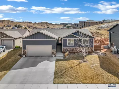 Exterior - 5804 Harper Ct, Rapid City, SD 57702 photo 9 of 9