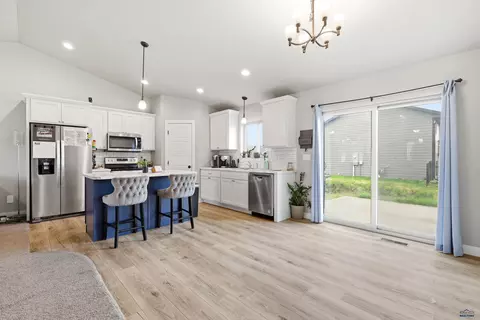 Kitchen - 369 Spirit Dr, Box Elder, SD 57719 photo 1 of 5