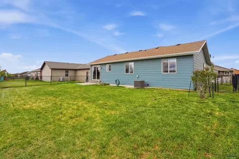 Exterior - 3915 Gallatin Ave, Spearfish, SD 57783 photo 6 of 6