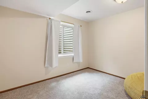 Bedroom - 3915 Gallatin Ave, Spearfish, SD 57783 photo 9 of 10