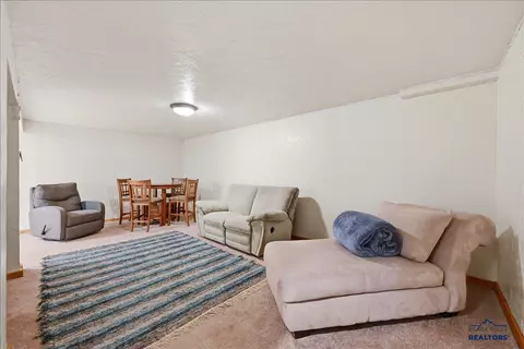 1000 Roberts, Belle Fourche, SD 57717 photo 28