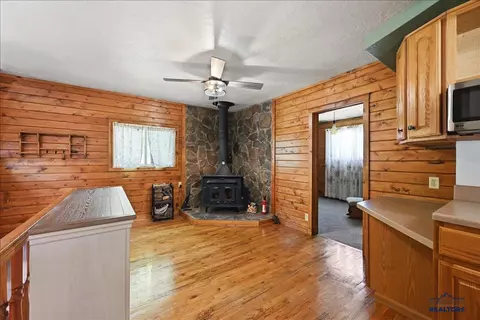 1000 Roberts, Belle Fourche, SD 57717 photo 20