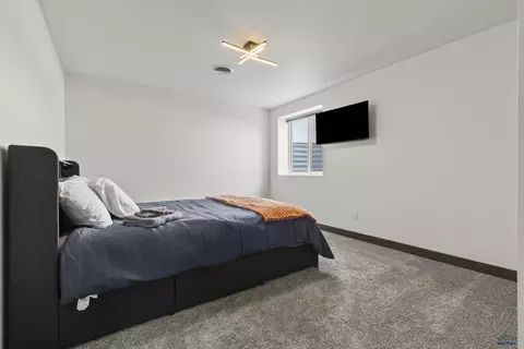 Bedroom - 6420 Anderson Rd, Summerset, SD 57718 photo 6 of 6