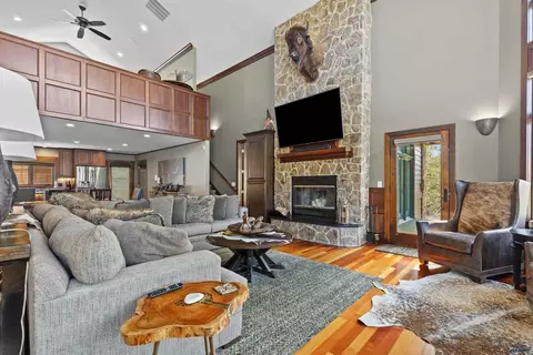 Living - 10726 Connemara Ln, Lead, SD 57754 photo 4 of 6