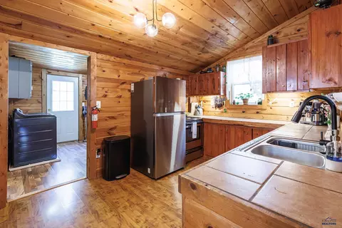 Kitchen - 313 Mill St, Lead, SD 57754 photo 3 of 7