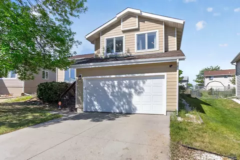 1117 Range View Cir, Rapid City, SD 57701