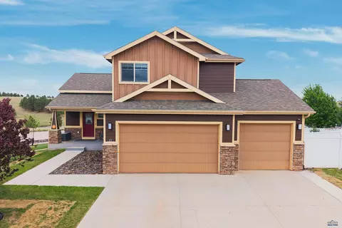 6202 Poppy Ct, Rapid City, SD 57702