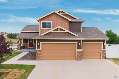 6202 Poppy Ct, Rapid City, SD 57702