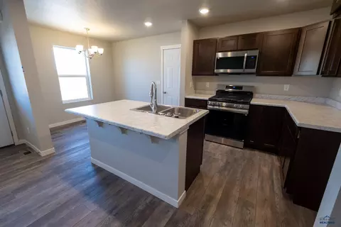 Kitchen - 461 Yelner Dr, Box Elder, SD 57719 photo 1 of 4