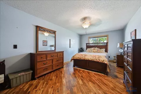 811 Yuma St, Belle Fourche, SD 57717 photo 5