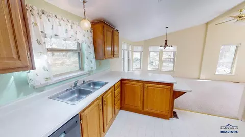 Kitchen - 12127 Chickadee Ln, Custer, SD 57730 photo 2 of 3