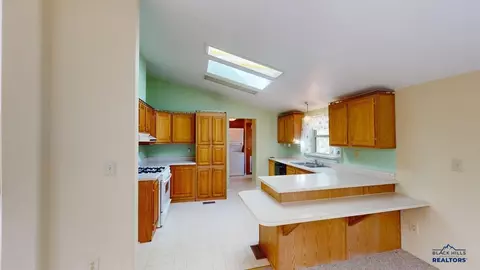 Kitchen - 12127 Chickadee Ln, Custer, SD 57730 photo 1 of 3