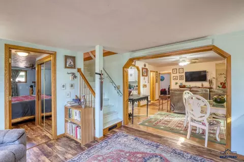 2326 Wilson Ave, Hot Springs, SD 57747