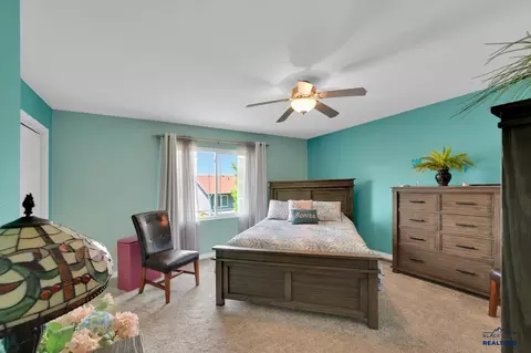 Bedroom - 6808 Cambridge Ct, Summerset, SD 57718 photo 1 of 4