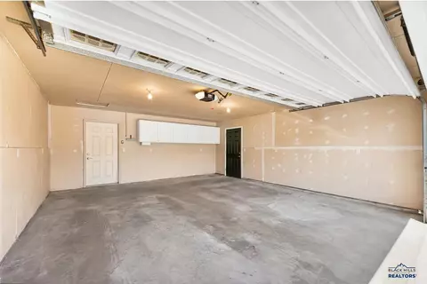 6808 Cambridge Ct, Summerset, SD 57718 photo 28