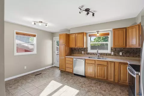 Kitchen - 713 E Grant #GRANT STREET, Spearfish, SD 57783 photo 3 of 5