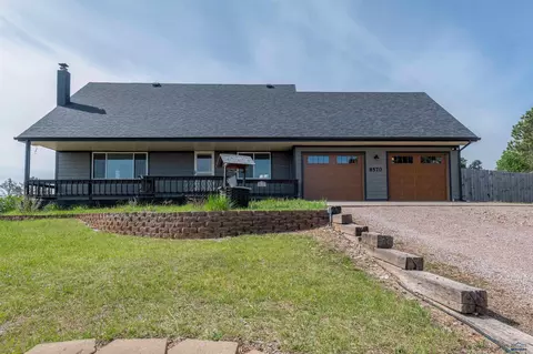 8570 Dunsmore Rd, Rapid City, SD 57702