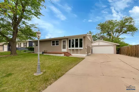 924 E Ohio, Rapid City, SD 57701