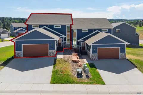7009 Melbourne Ct, Rapid City, SD 57702