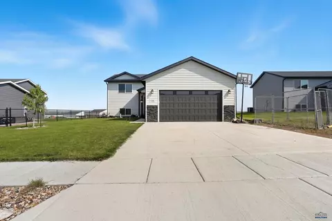 1240 Kenai Dr, Box Elder, SD 57719 photo 5