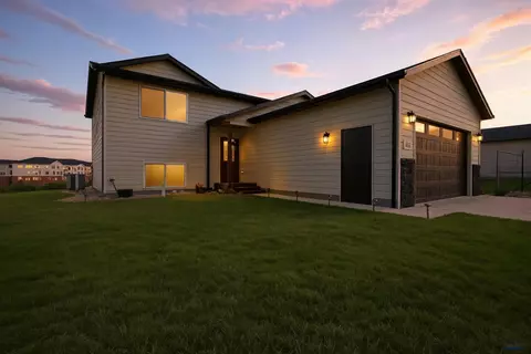 1240 Kenai Dr, Box Elder, SD 57719 photo 1