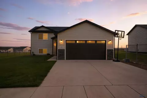 1240 Kenai Dr, Box Elder, SD 57719 photo 2