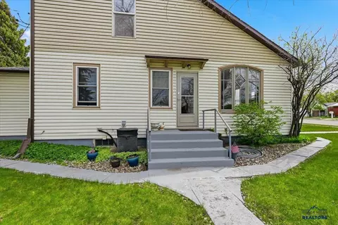 1900 Pine St, Sturgis, SD 57785