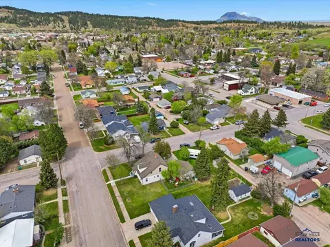 View/Area - 1900 Pine St, Sturgis, SD 57785 photo 2 of 4