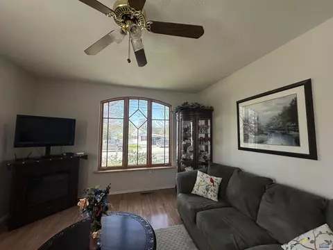 Living - 1900 Pine St, Sturgis, SD 57785 photo 3 of 4