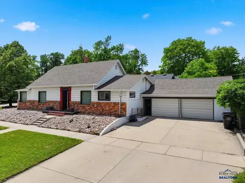 1615 9th #& 1613 9TH ST, Rapid City, SD 57701
