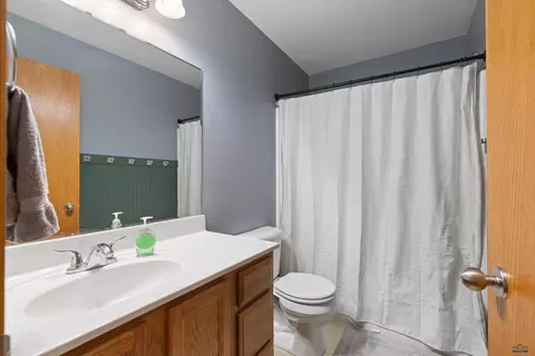 Bath - 7285 Brighton, Summerset, SD 57718 photo 2 of 3