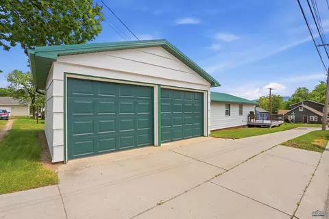 1443 Willard St, Sturgis, SD 57785 photo 3
