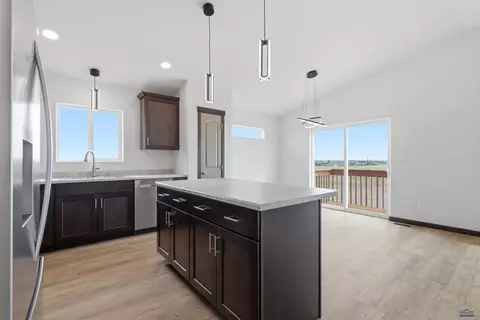 Kitchen - 526 Denali Dr, Box Elder, SD 57719 photo 3 of 3